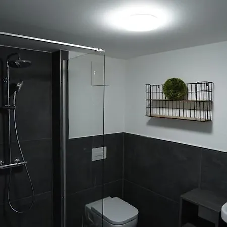 Apartment Spreewald Ferienhaus: Modern 8-person Retreat Near Thermal